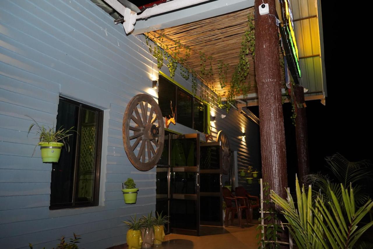 The Pugmark Wildlife Resort Jyoti Gaon Exteriör bild